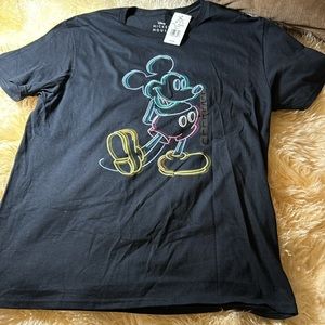 NWT Disney Mickey Mouse t-shirt
